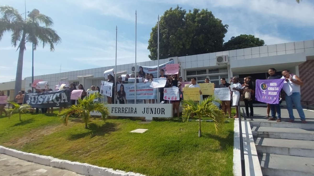 Cajazeiras em Luto e Luta: Manifestação Clama por Justiça pela Morte de Ianny Marry